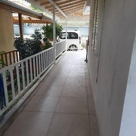 Сasa de vacaciones Colakli-3+1 Havuzlu Esyali 6 Kisi Side
