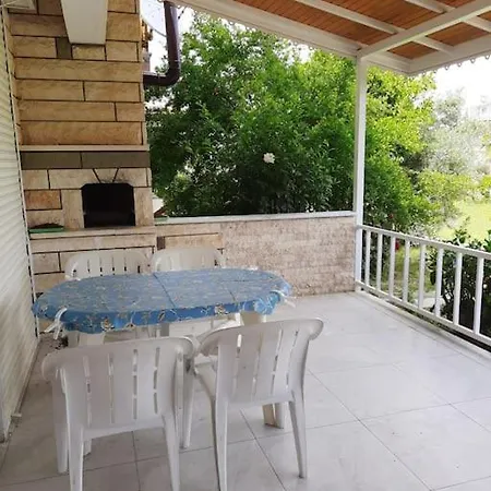 Сasa de vacaciones Colakli-3+1 Havuzlu Esyali 6 Kisi *