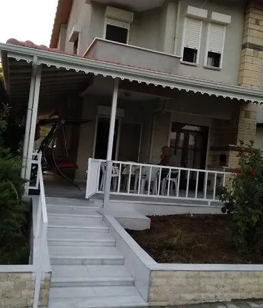 Colakli-3+1 Havuzlu Esyali 6 Kisi * Side